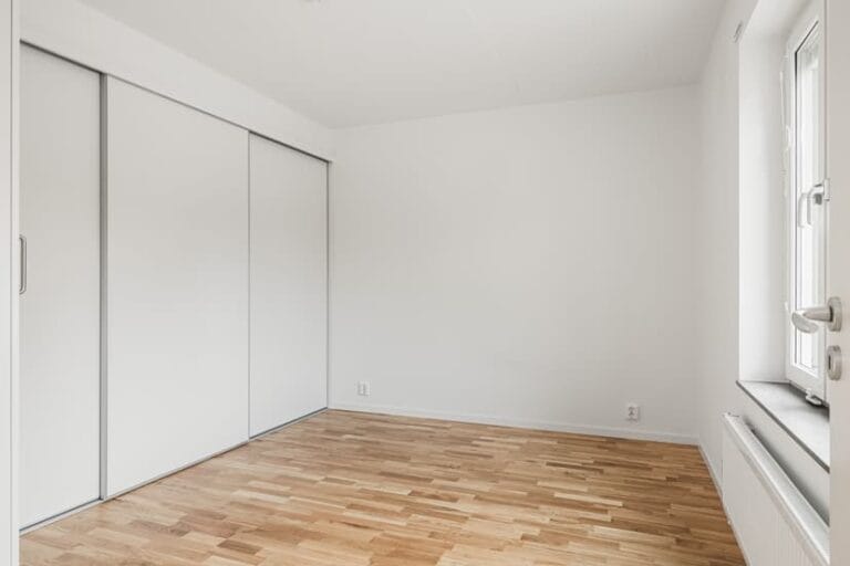 Hyresbostad på Landbovägen 11, Upplands-Bro, bild 2