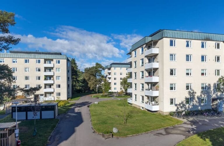 Hyresbostad på Rönnbergagatan 34, Västerås, bild 2