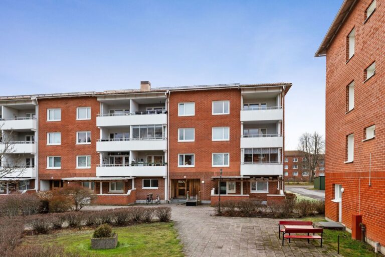 Akaciastigen 12 – bild 1