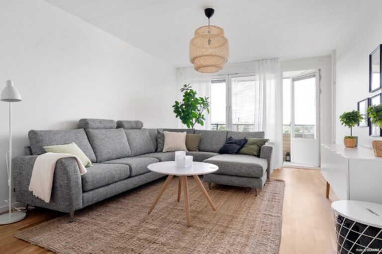 Hyresbostad på Klockarvägen 153, Södertälje, bild 1