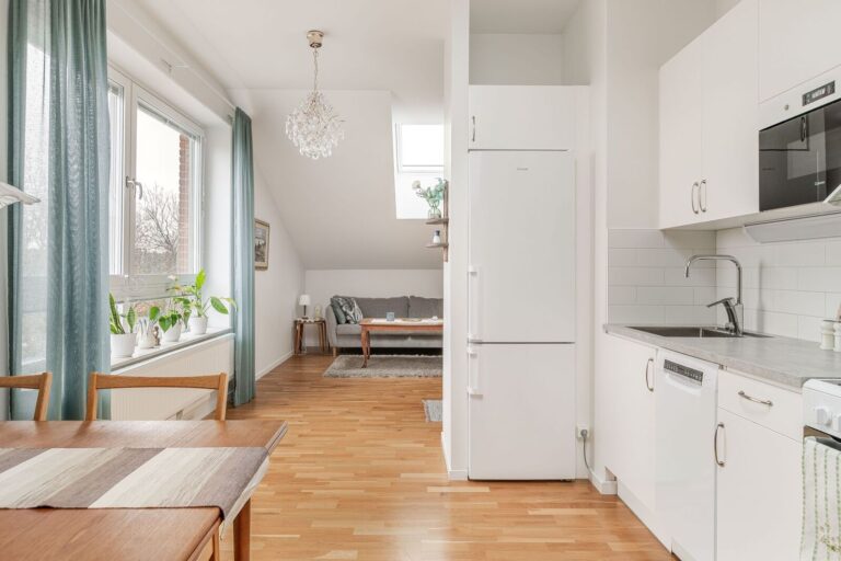 Östsvängen 1C – bild 1