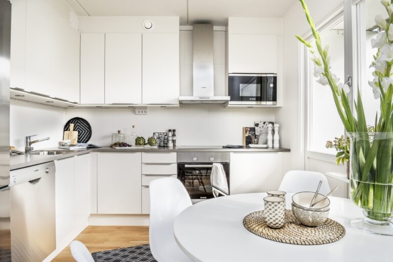 Hyresbostad på Lövängsvägen 17, Södertälje, bild 1
