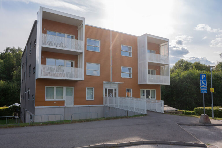 Trädgårdsmästarstigen 8 – bild 2