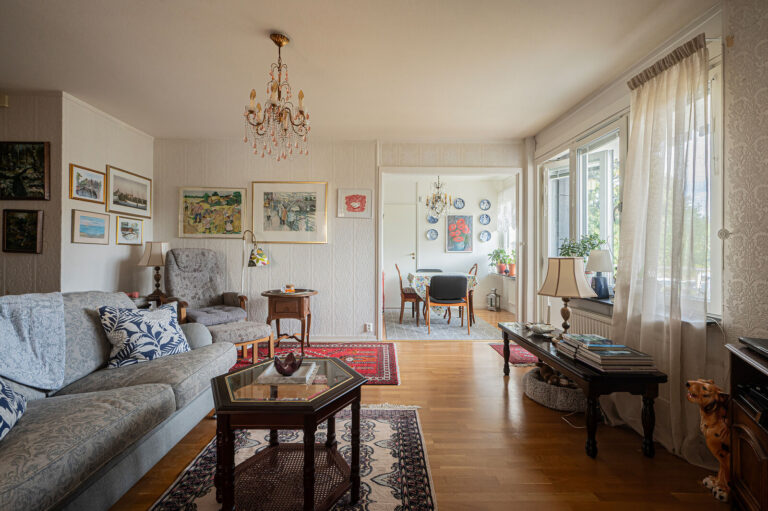 Gamla Huddingevägen 445 – bild 1