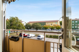 Oppeby torg 4A – bild 2