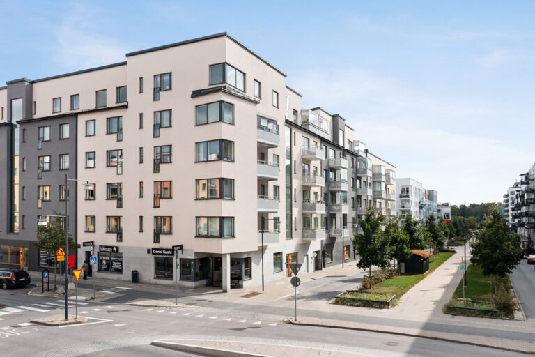 Karlslundsvägen 9, våning 3 – bild 1